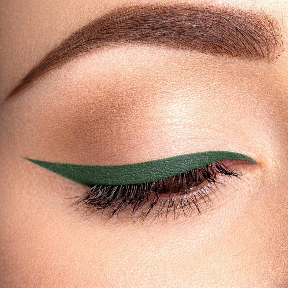 Lakme Ultimate Glam Eye Liner, Semi Matte, Quick drying, Water resistant & Smudgeproof Eye Liner, Green, 9ml