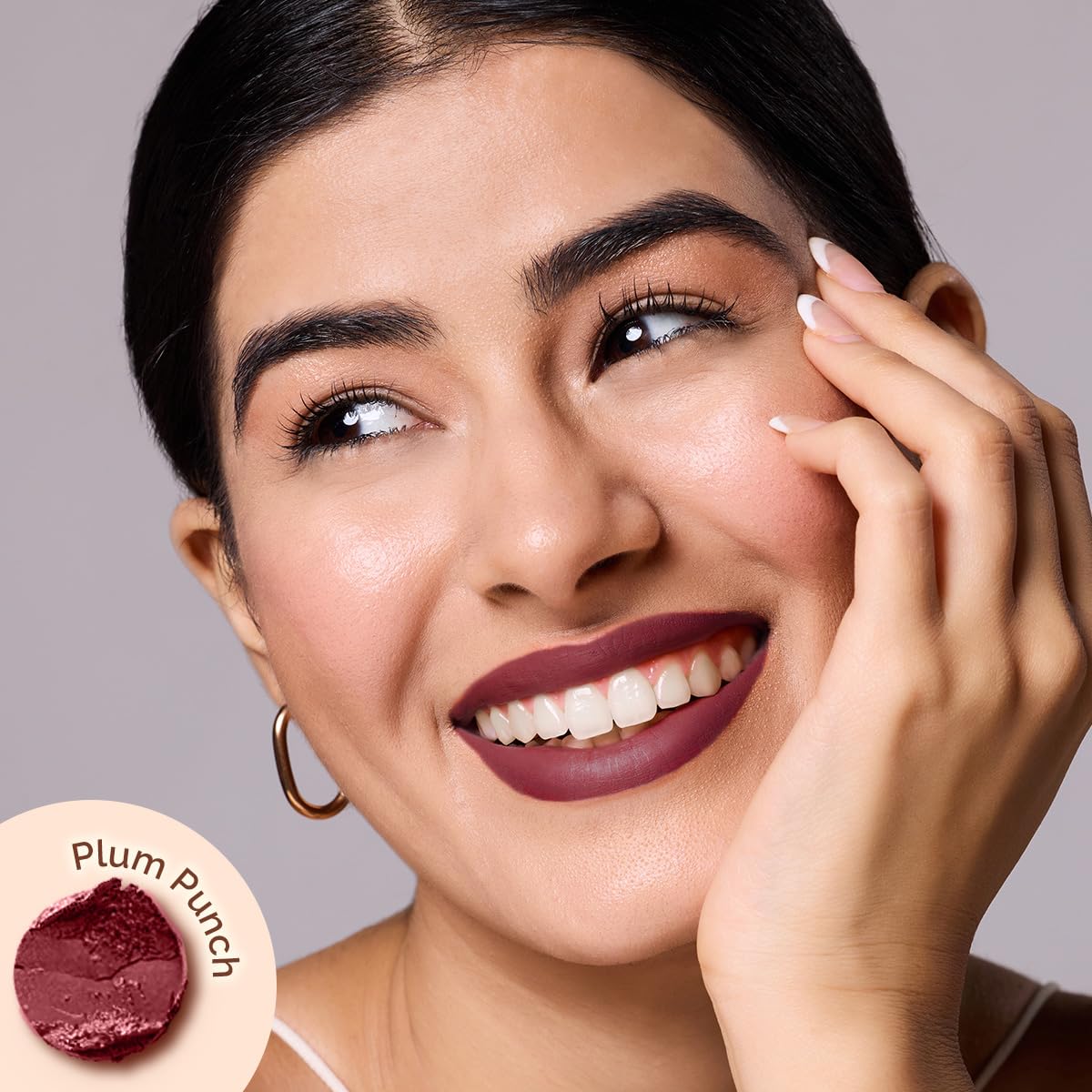 Mamaearth Moisture Matte Longstay Mini Lipstick,0.7g