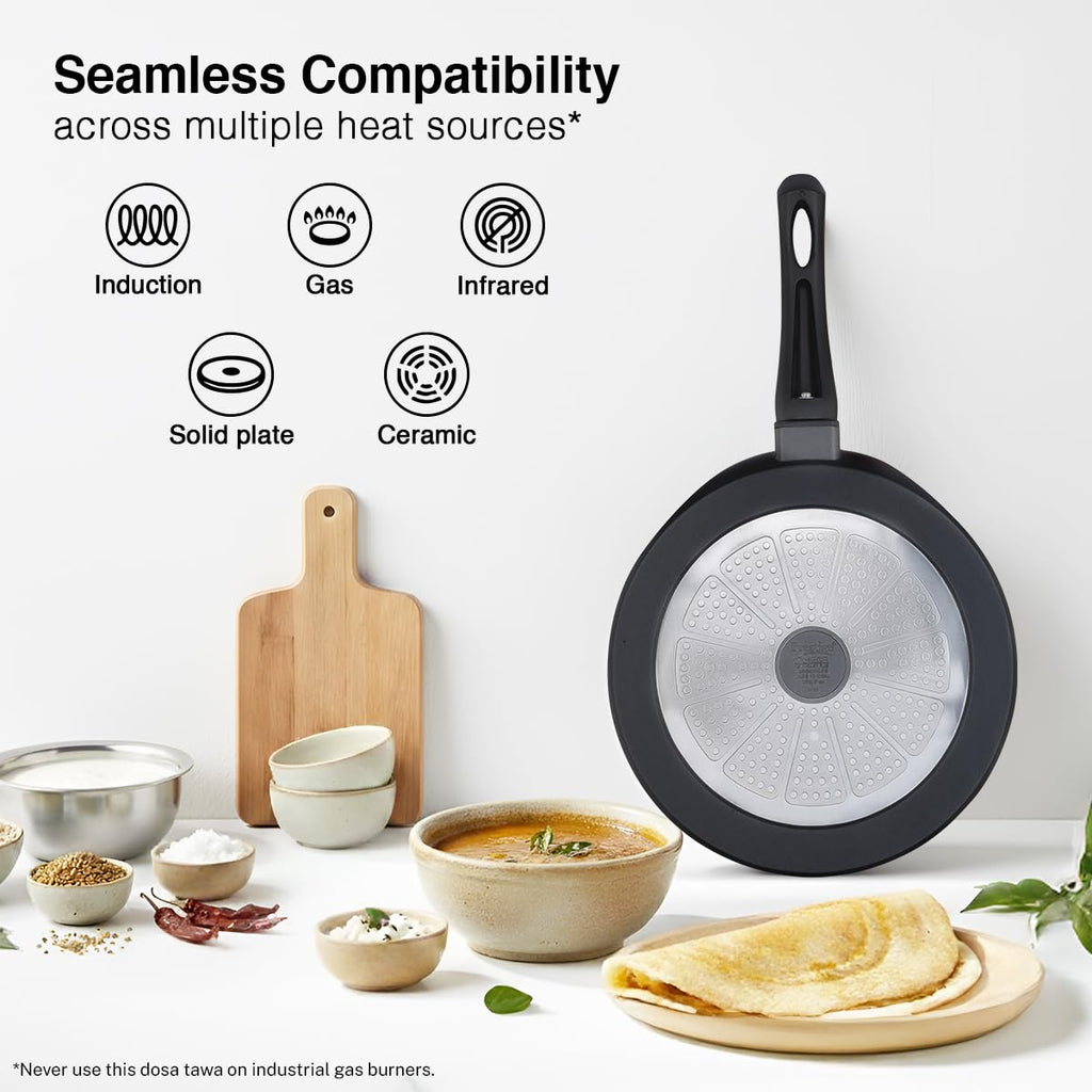 Prestige Omega Die-Cast Plus Aluminium Non-Stick Tawa 31 Cm, Black