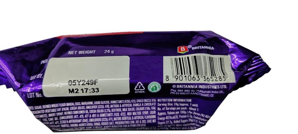 Britannia Triple Choco Swiss Roll, 24 gm