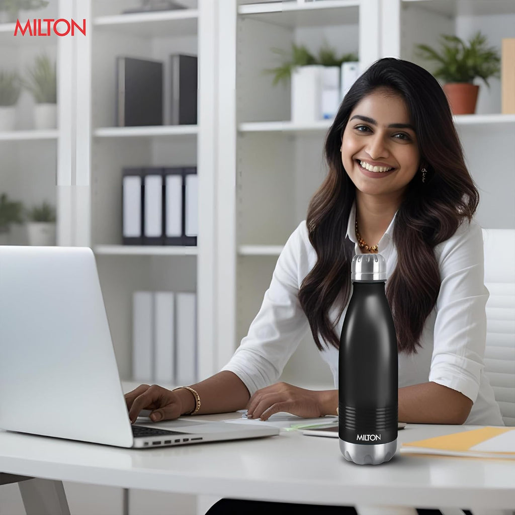 Milton Duo DLX 1000 Thermosteel Bottle, 1000 ml Water Bottles, 24 Hours Hot and Cold, Easy to Carry, Easy Grip, Rust Proof, Tea, Coffee, Office, Travel Bottle, Matt Black