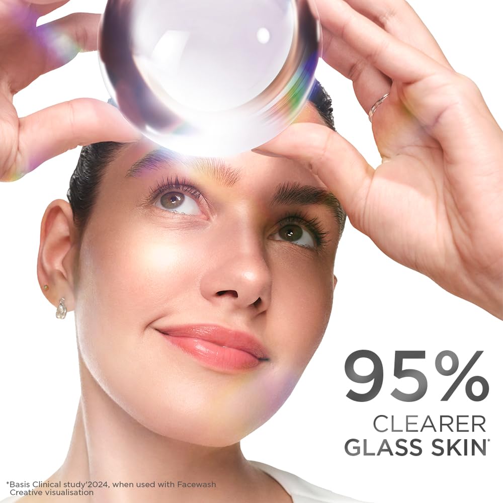 Glow and Lovely GlassBright Ultralight Gel Creme