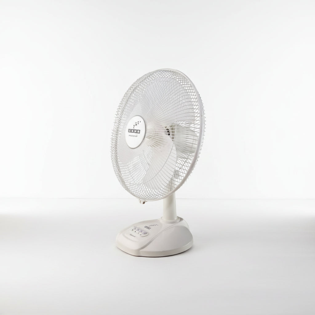USHA Maxx Air 400mm 55-Watt Table Fan (White), 4 stars