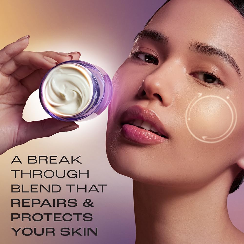 Lakme Retinol Advanced Renewal Day Creme