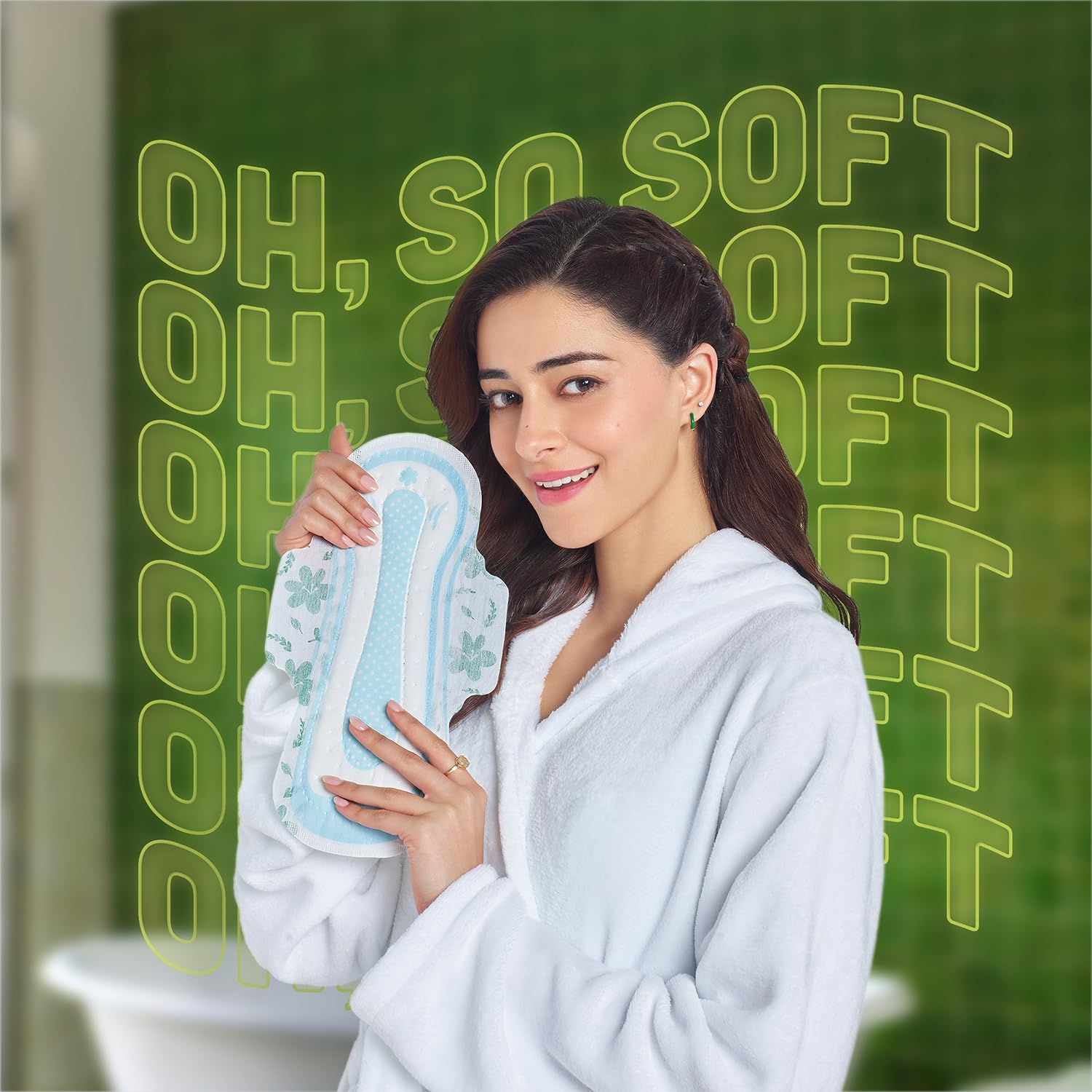 Whisper Ultra Upto No Gap No Leaks* Sanitary Pads, 7 XL+ Pads