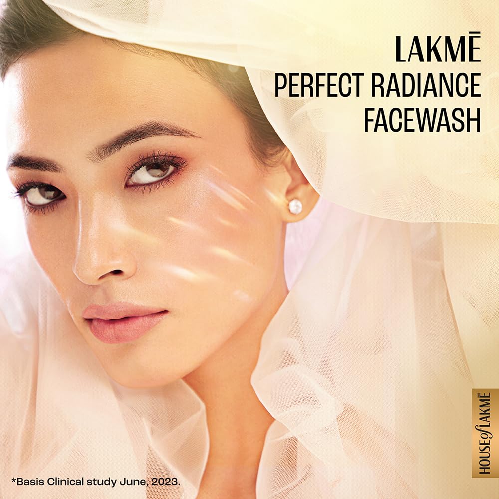 Lakme Perfect Radiance Brightening Facewash